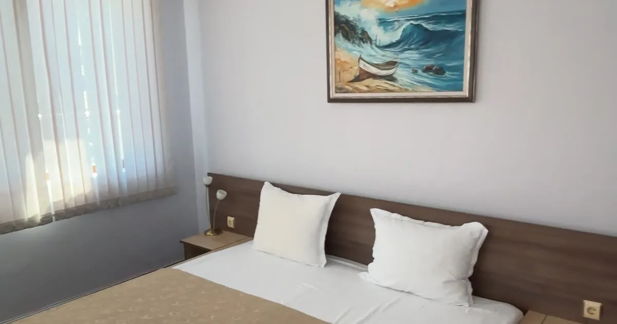 Large double bedroom at Golden Sun Apartments, Pomorie
